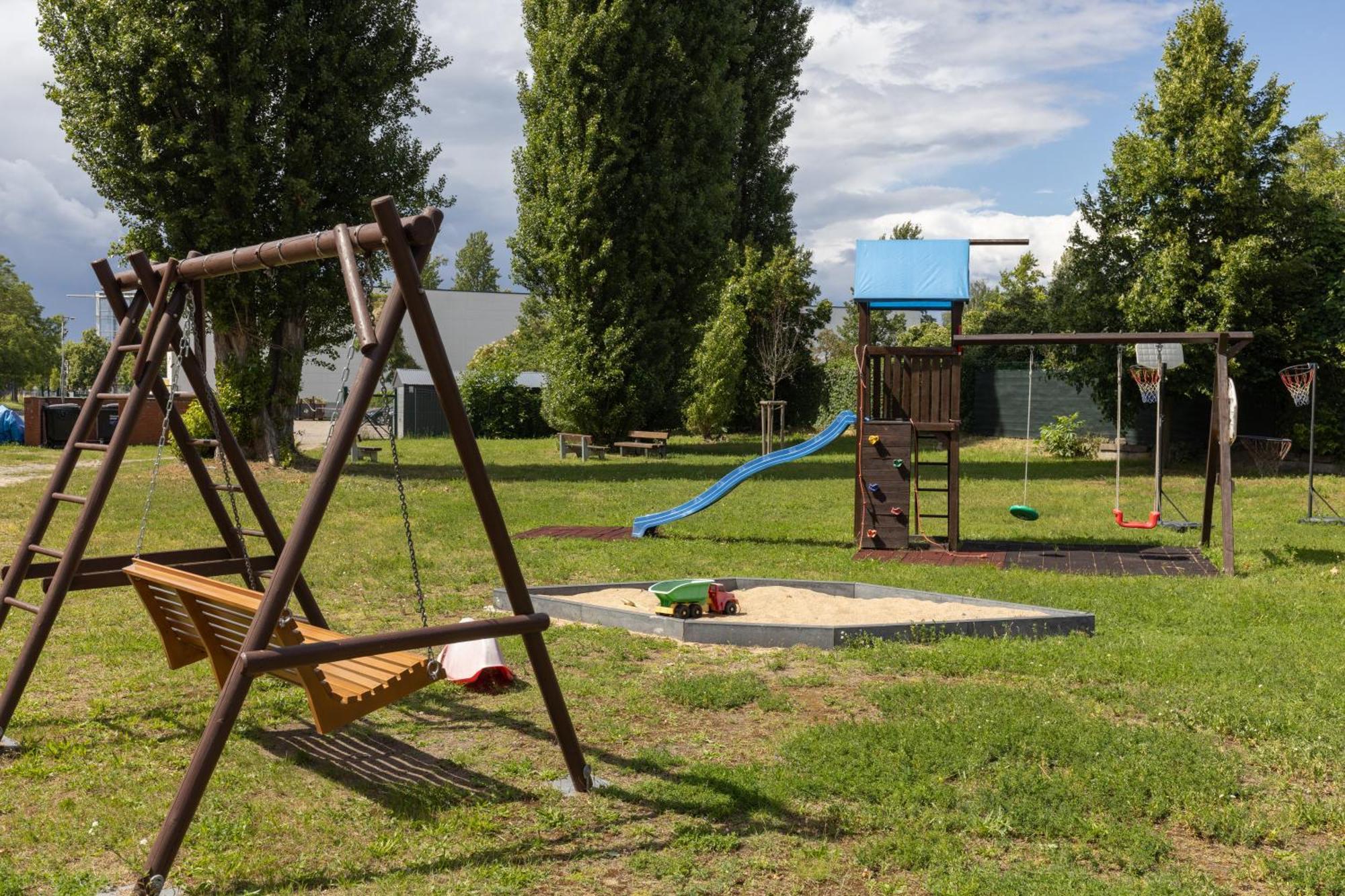Motel Home Wittenau Берлин Экстерьер фото