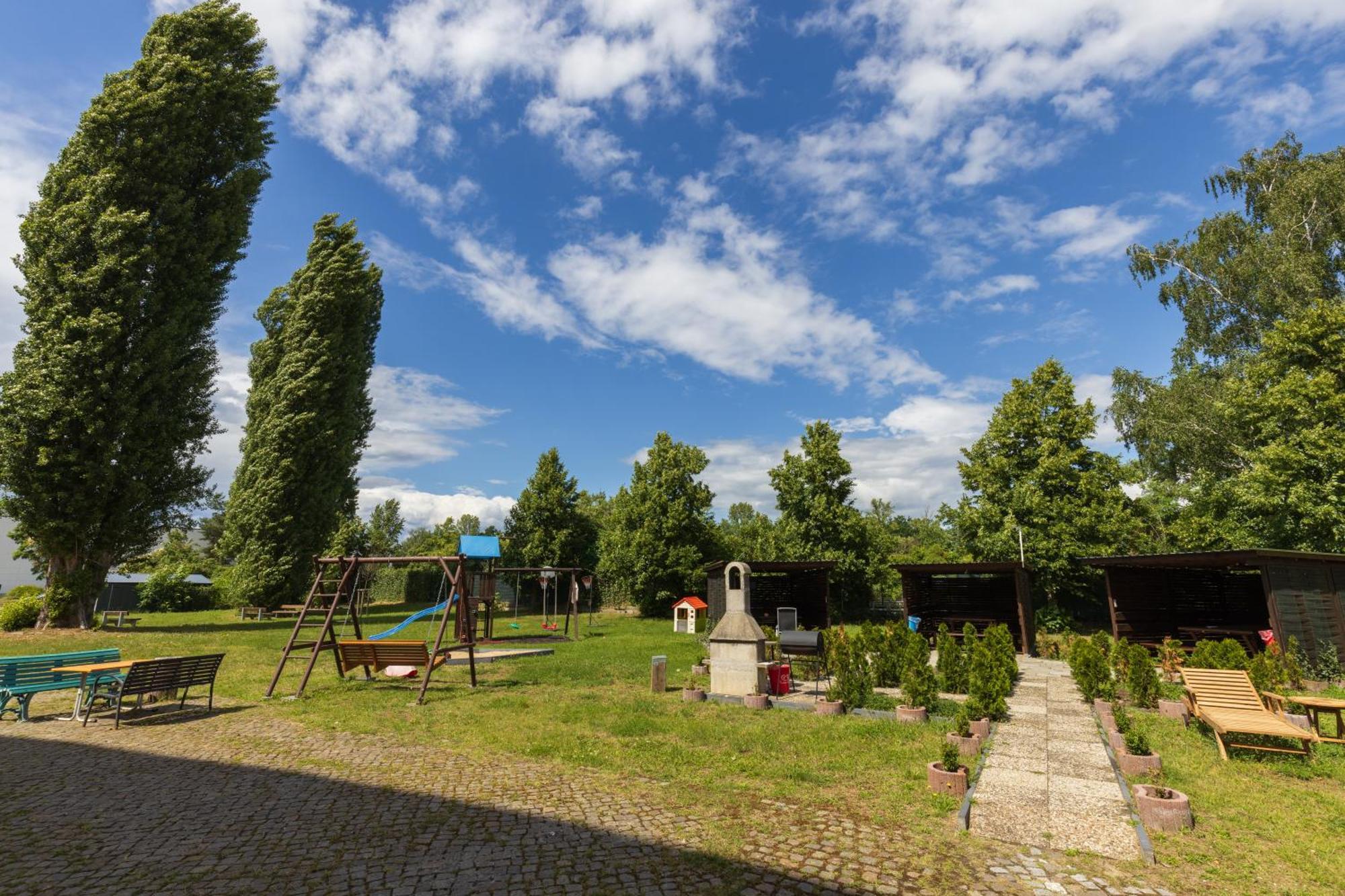 Motel Home Wittenau Берлин Экстерьер фото
